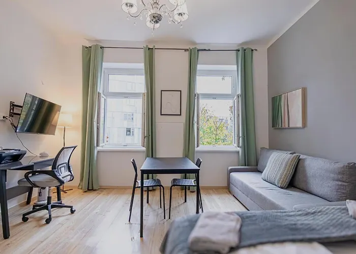Near Danube & Praterstern For Longstays